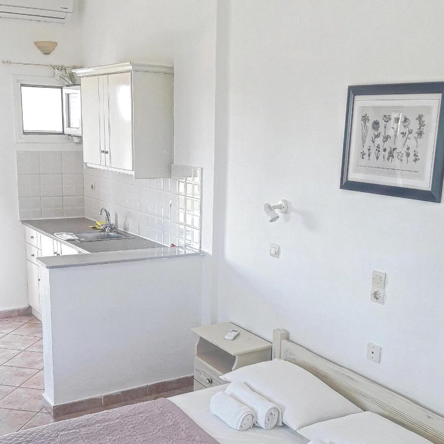 Voula Accommodation Ájosz Jeórjosz Kültér fotó